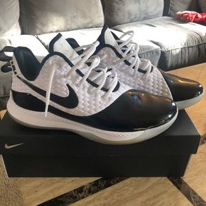 LeBron Witnesses 3’s